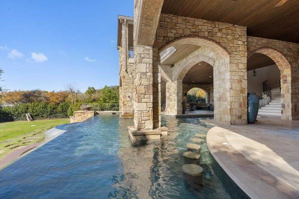 14423 Ridgetop Terrace Austin TX 78732