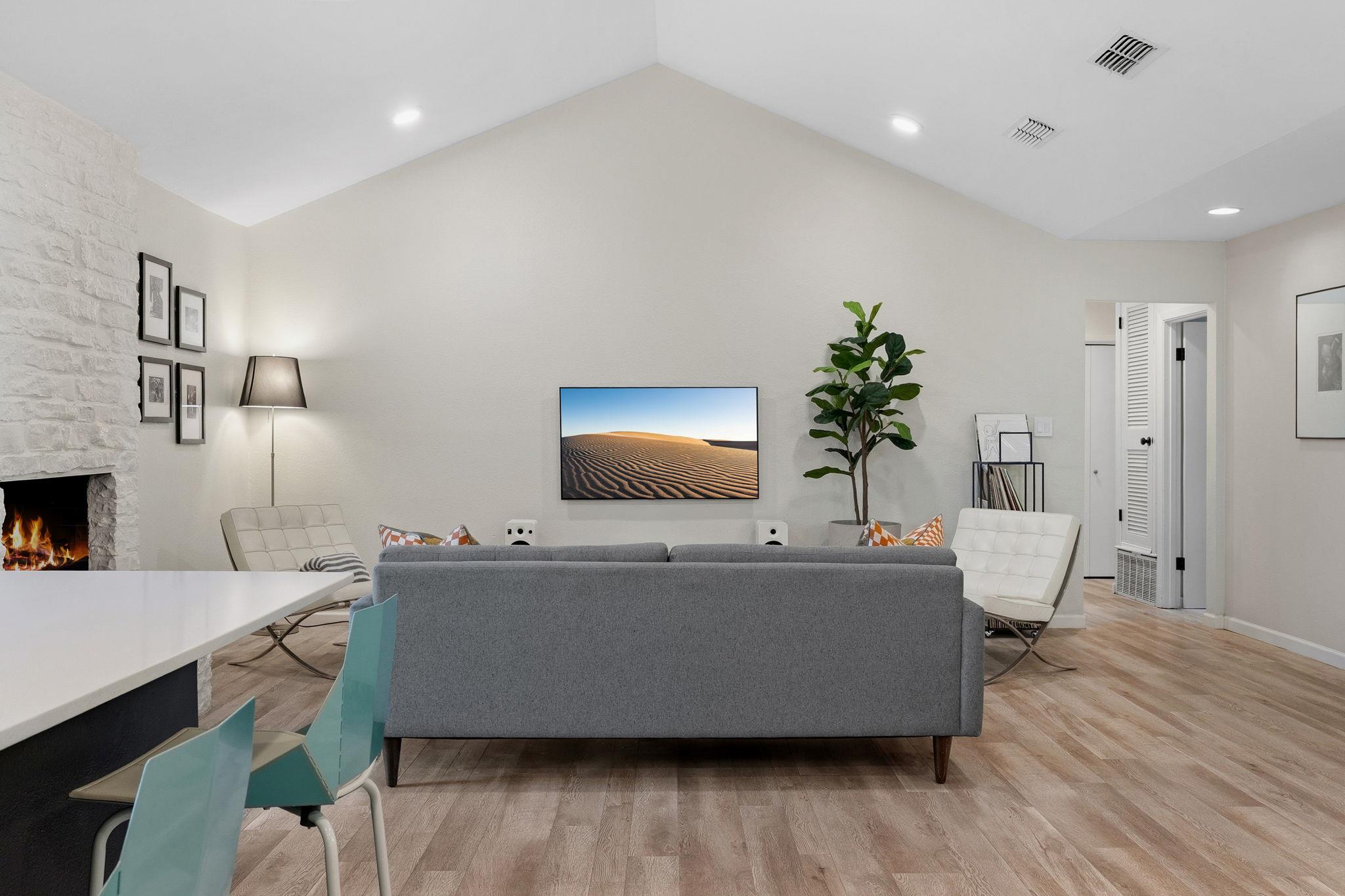 6207 Hyside Drive Austin TX 78723