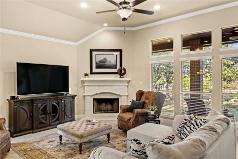 1122 Flint Rock Loop Driftwood TX 78619