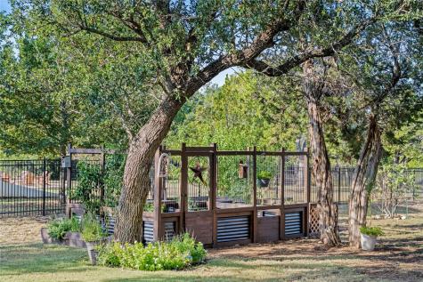 1122 Flint Rock Loop Driftwood TX 78619