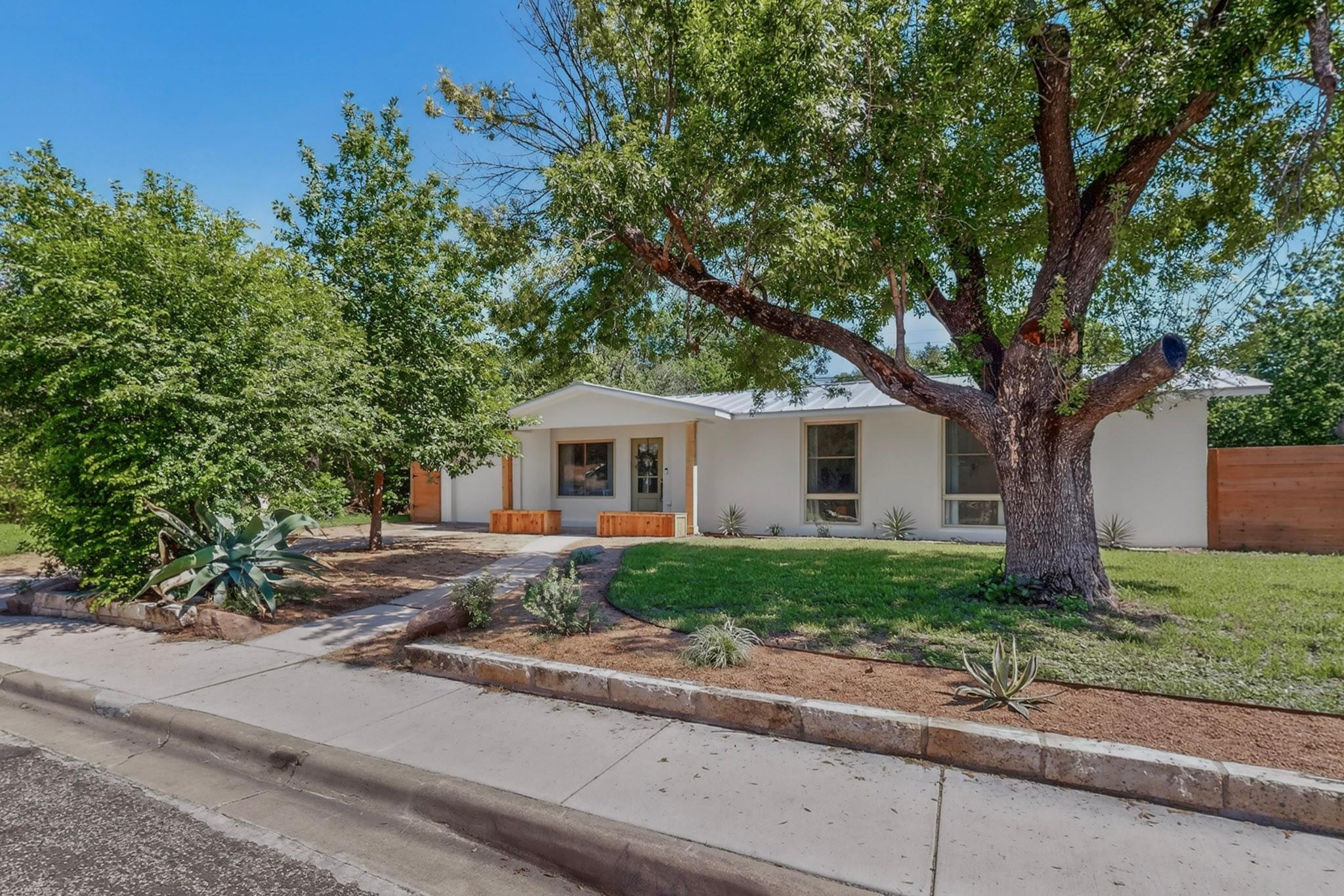 1308 Broadmoor Drive Austin TX 78723