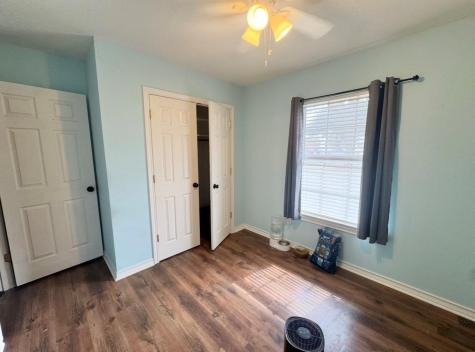 612 Cardinal Street Elgin TX 78621