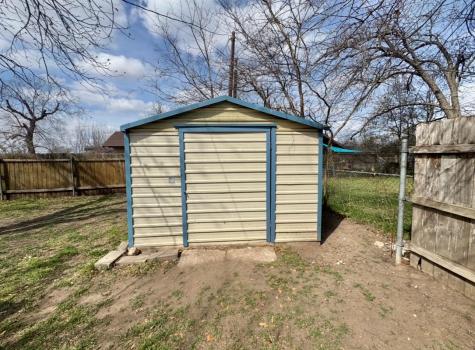 612 Cardinal Street Elgin TX 78621