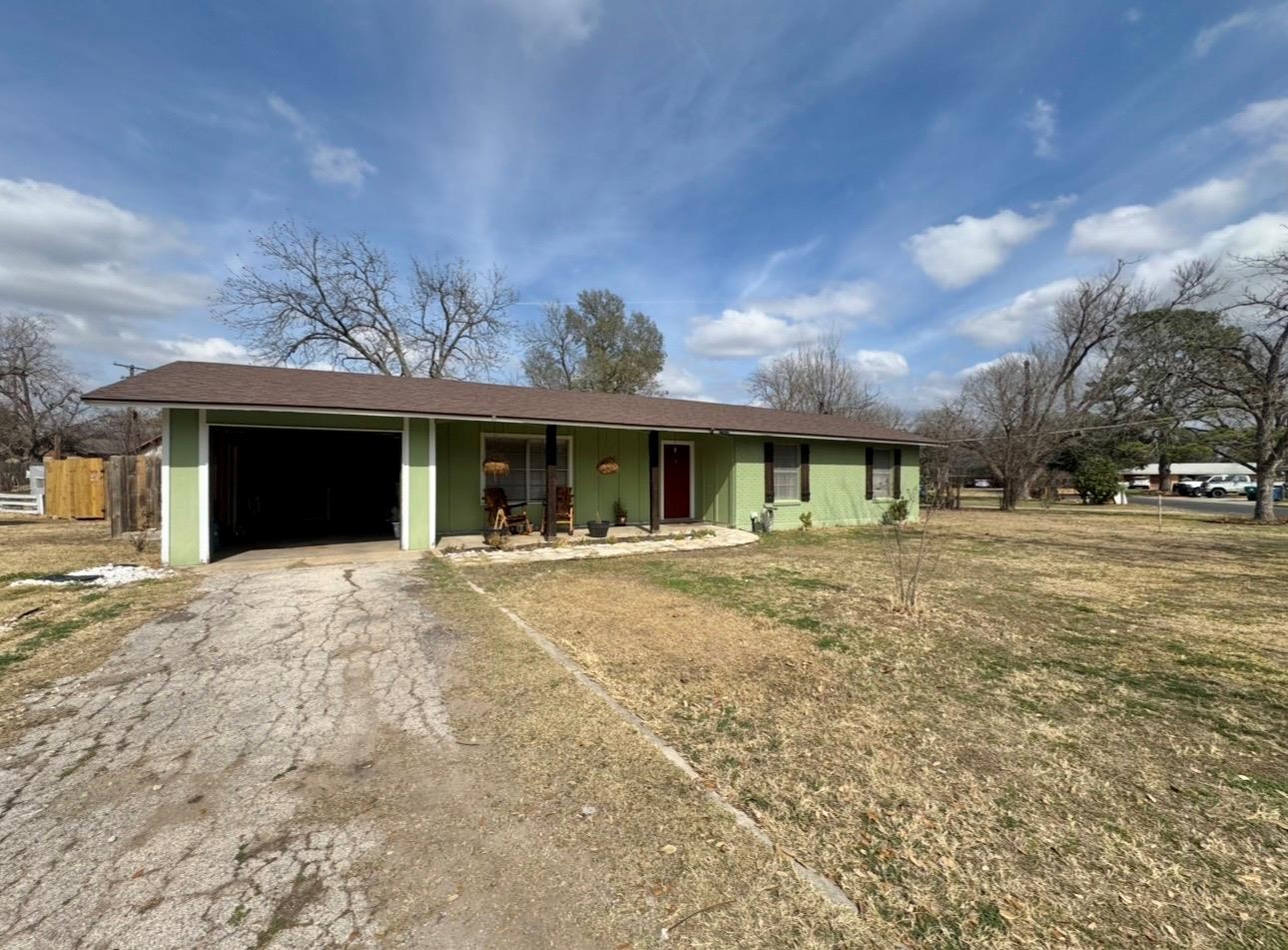 612 Cardinal Street Elgin TX 78621