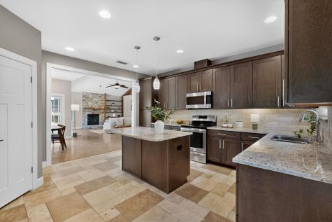 9202 Amberwood Cove Austin TX 78759