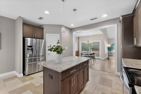 9202 Amberwood Cove Austin TX 78759