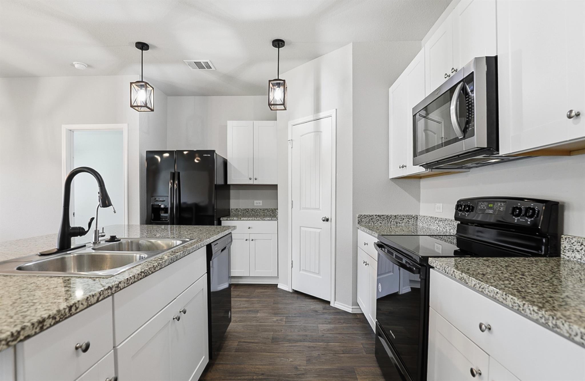 6005 Shanjia Drive Austin TX 78724