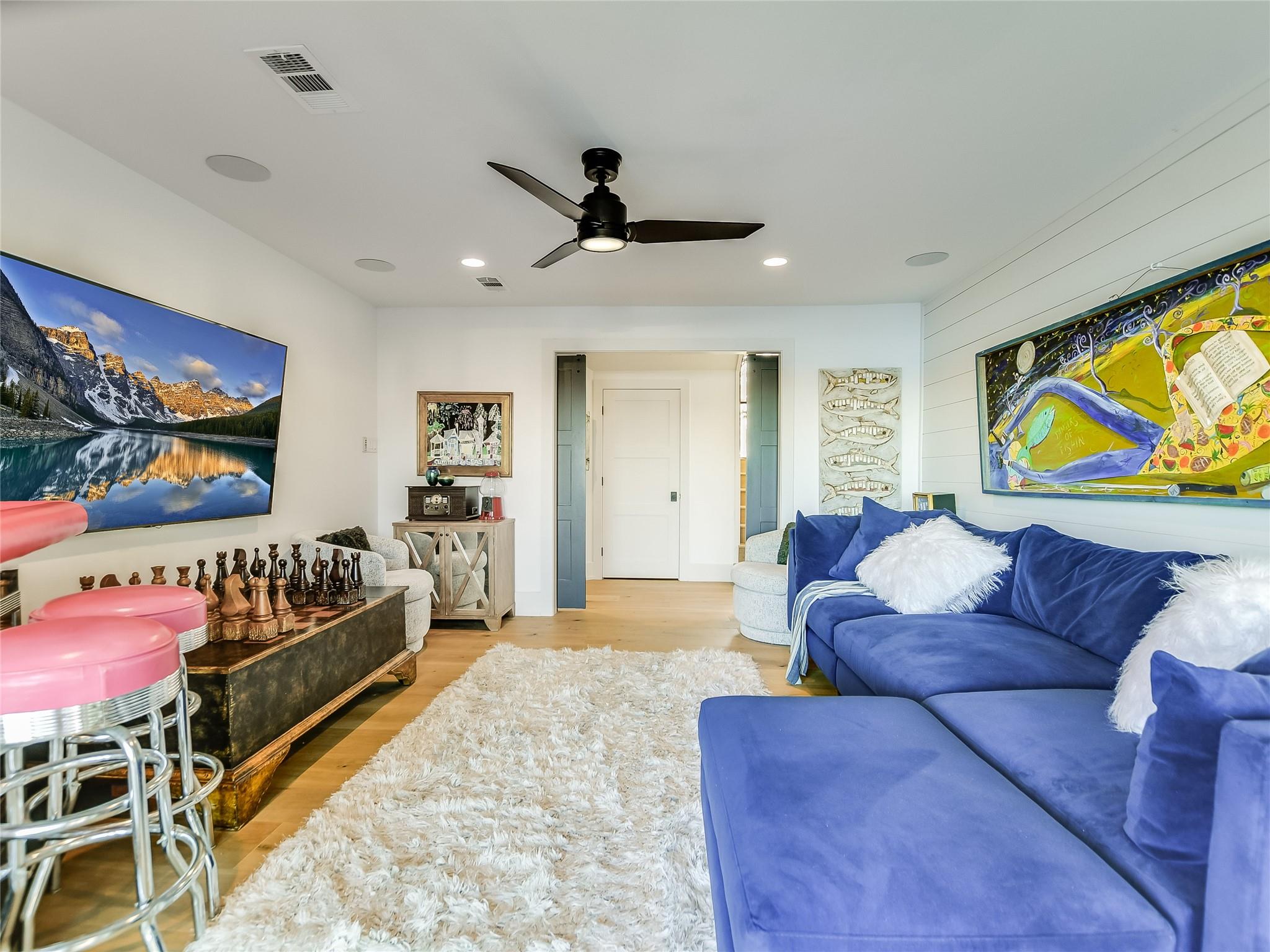 108 Third Sid Horseshoe Bay TX 78657