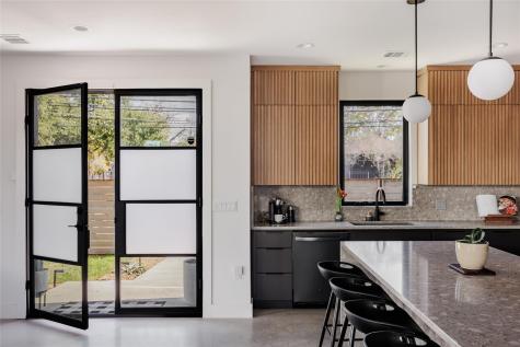 108 Comal Street Austin TX 78702