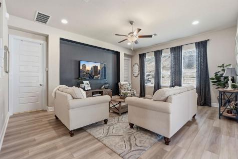 241 Village Oak Drive Austin TX 78737