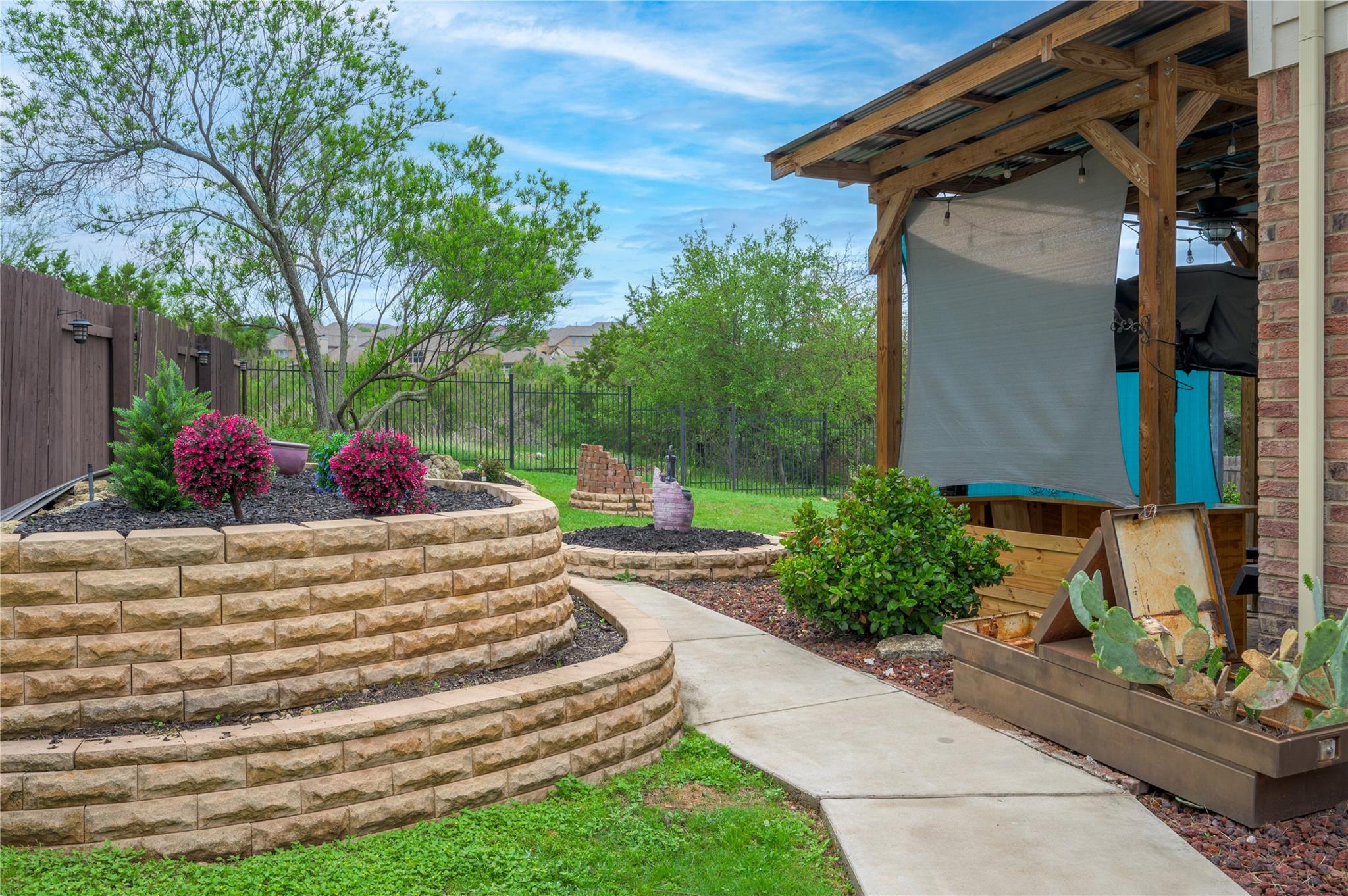 22121 Rose Grass Lane Spicewood TX 78669