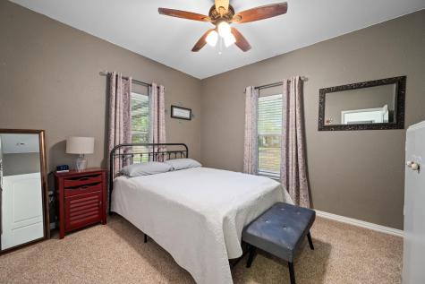 1131 E Fannin Street Luling TX 78648