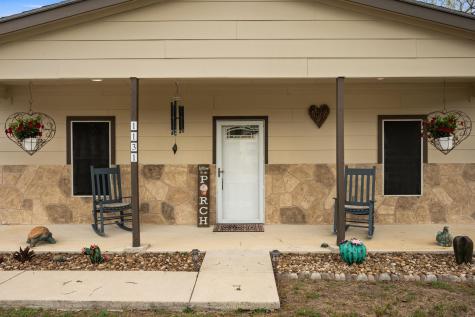 1131 E Fannin Street Luling TX 78648