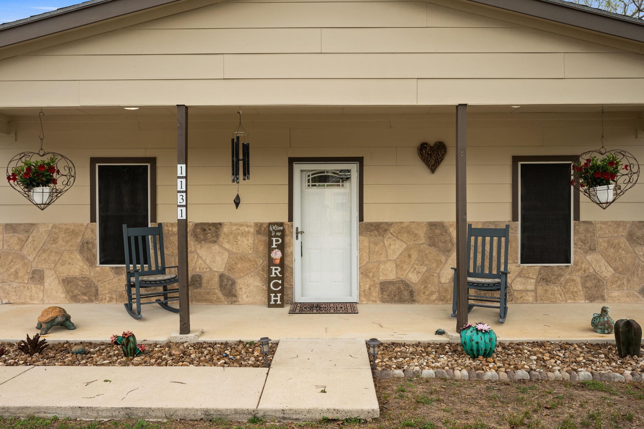1131 E Fannin Street Luling TX 78648