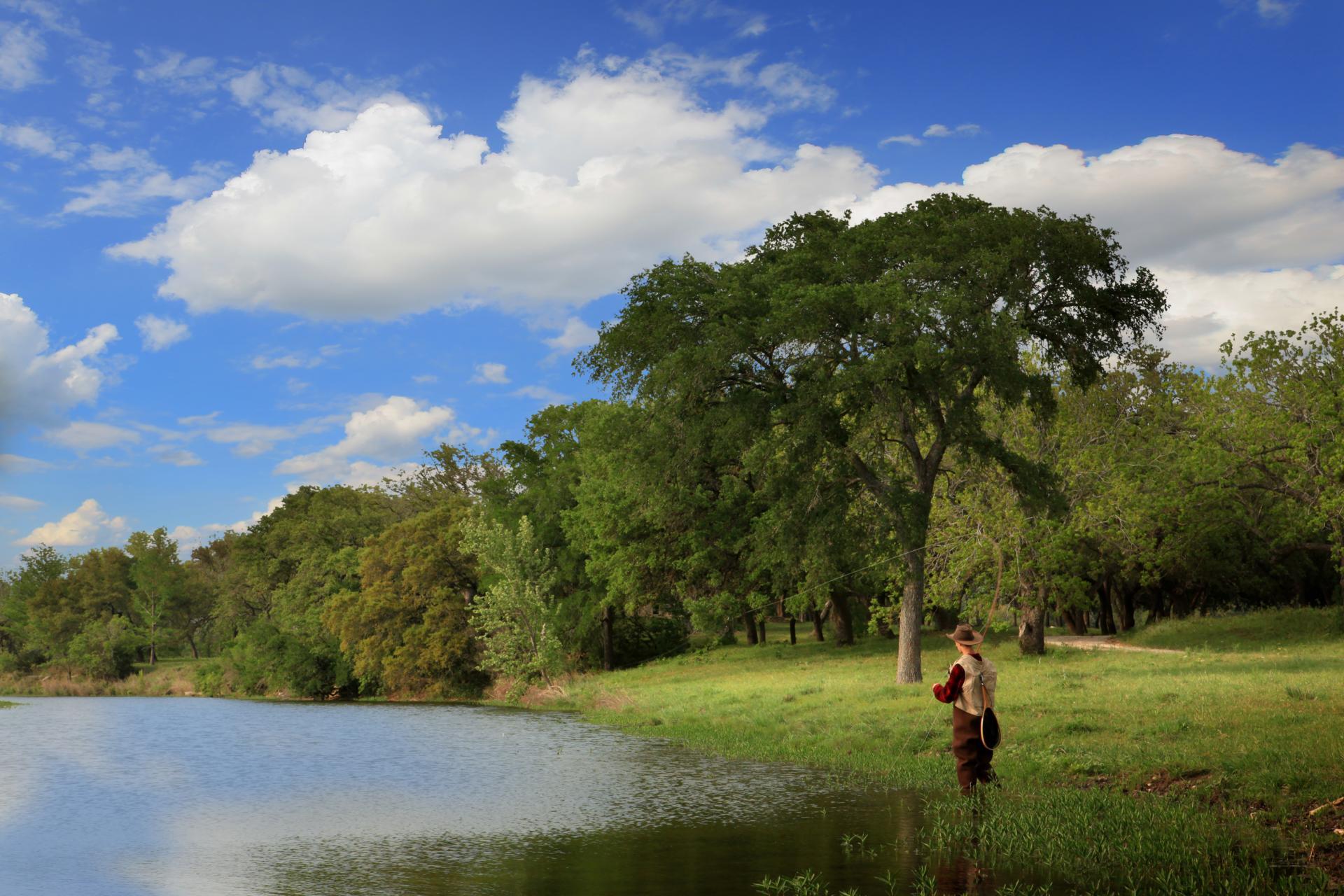 366 Crosswater Lane Dripping Springs TX 78620