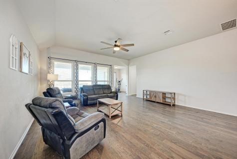 136 Finley Street Hutto TX 78634