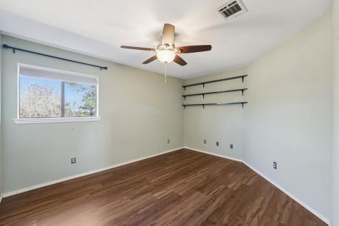 407 Country Lane Mcdade TX 78650