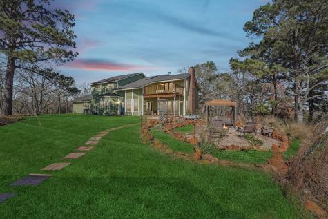 407 Country Lane Mcdade TX 78650