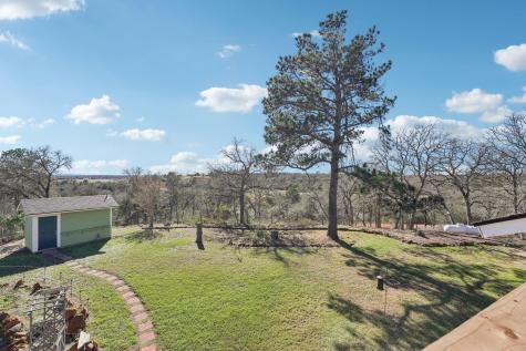 407 Country Lane Mcdade TX 78650