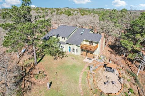 407 Country Lane Mcdade TX 78650