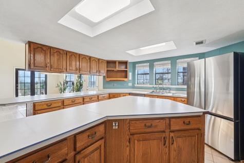 407 Country Lane Mcdade TX 78650