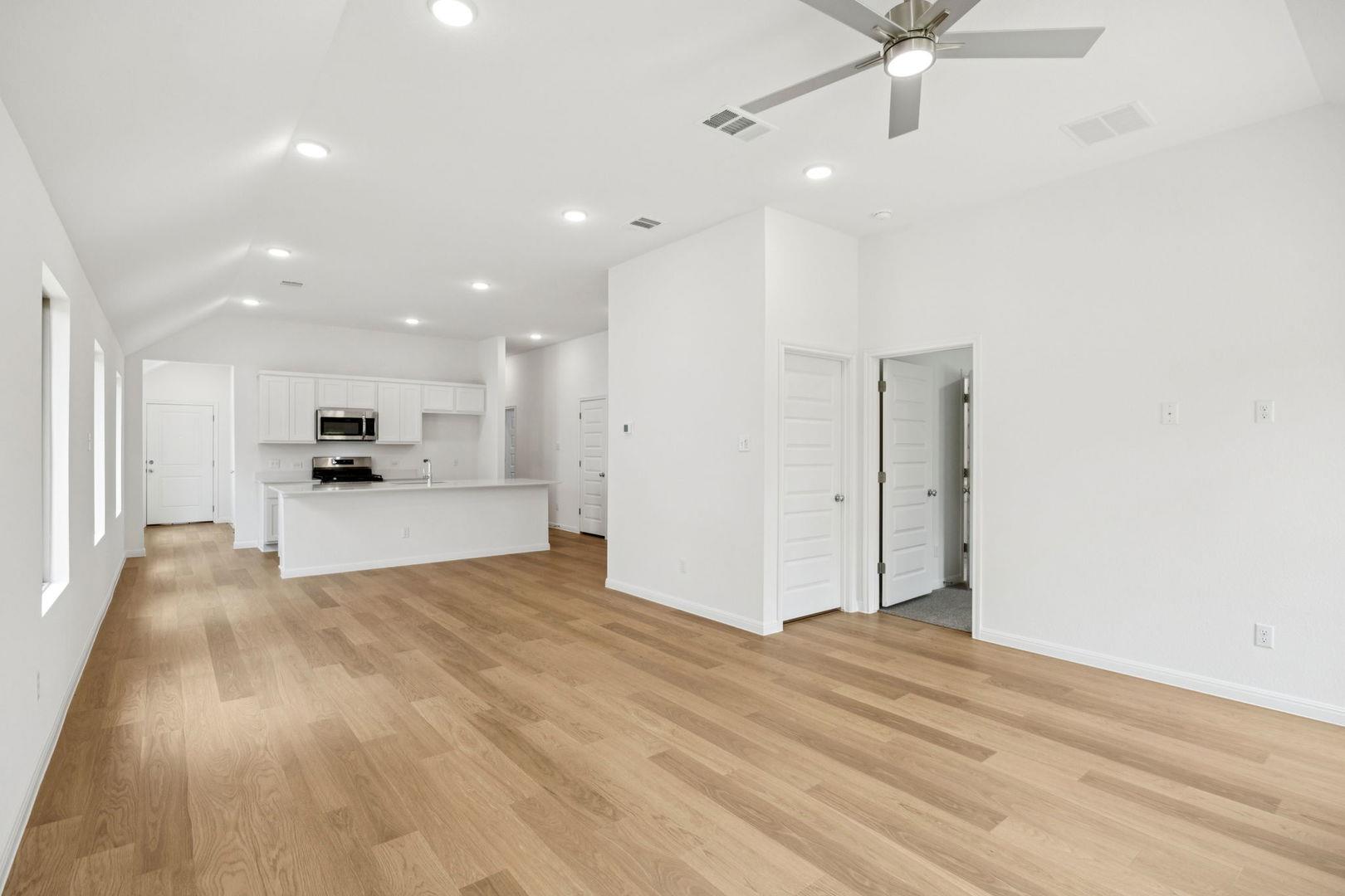 435 Lucky Avenue Elgin TX 78621