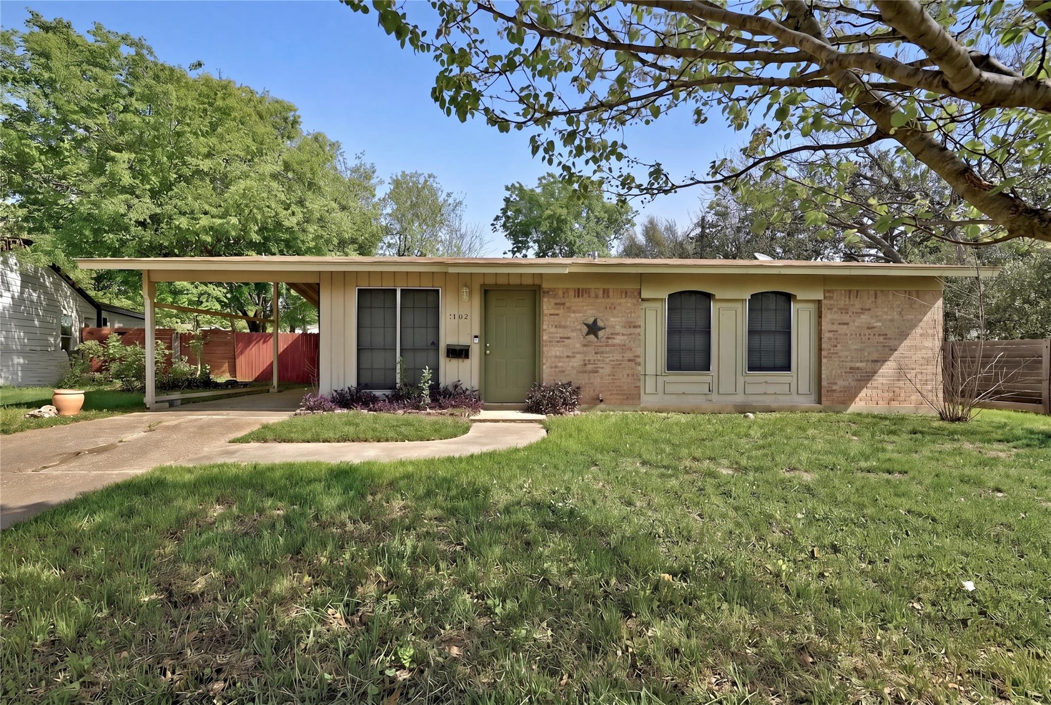 1402 Camelot Circle Austin TX 78745