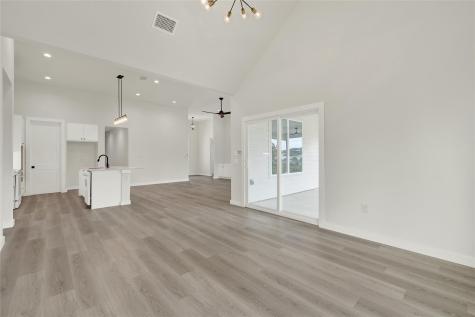328 Compass Rose Canyon Lake TX 78133