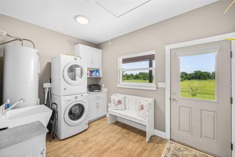 1122 County Road 344 Road Lexington TX 78947