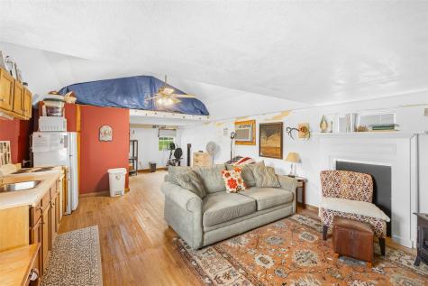 1122 County Road 344 Road Lexington TX 78947