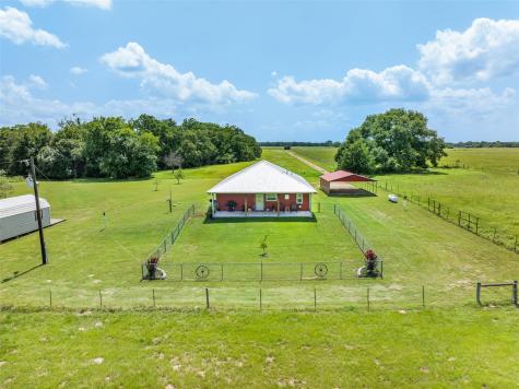 1122 County Road 344 Road Lexington TX 78947