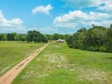 1122 County Road 344 Road Lexington TX 78947