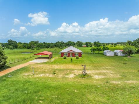 1122 County Road 344 Road Lexington TX 78947