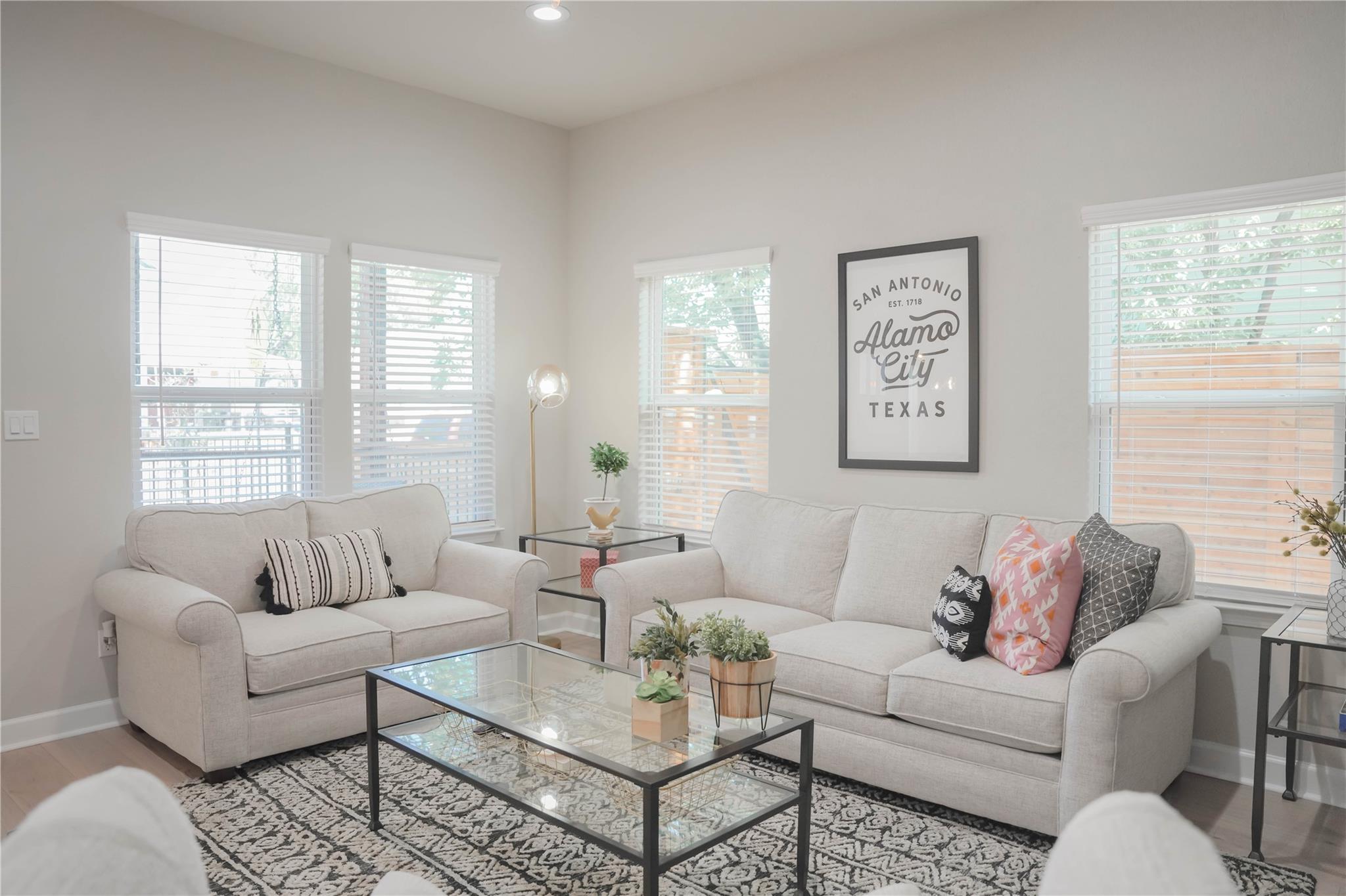 518 Rigsby Avenue San Antonio TX 78210
