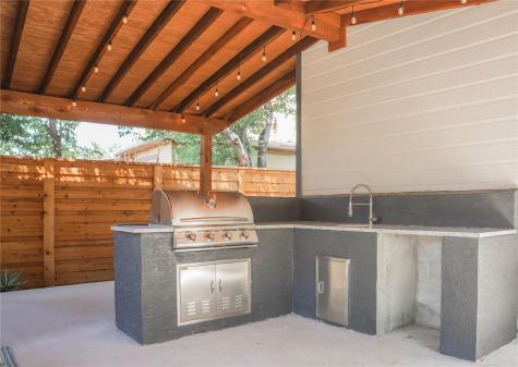 518 Rigsby Avenue San Antonio TX 78210