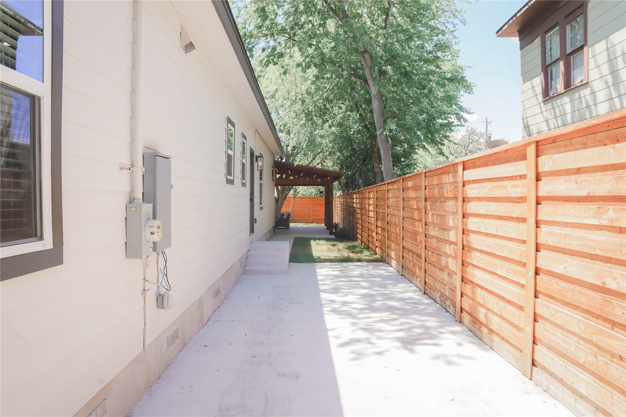 518 Rigsby Avenue San Antonio TX 78210