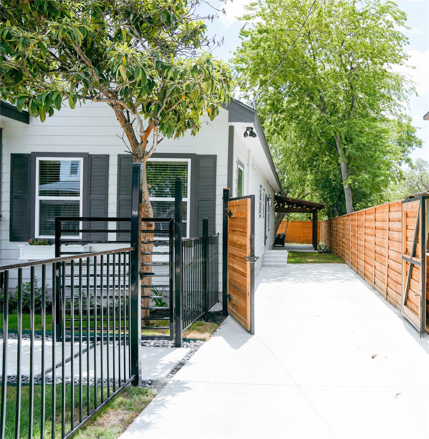 518 Rigsby Avenue San Antonio TX 78210