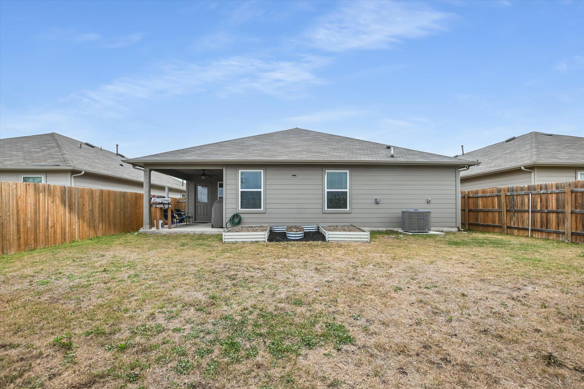 262 Sickle Loop Kyle TX 78640