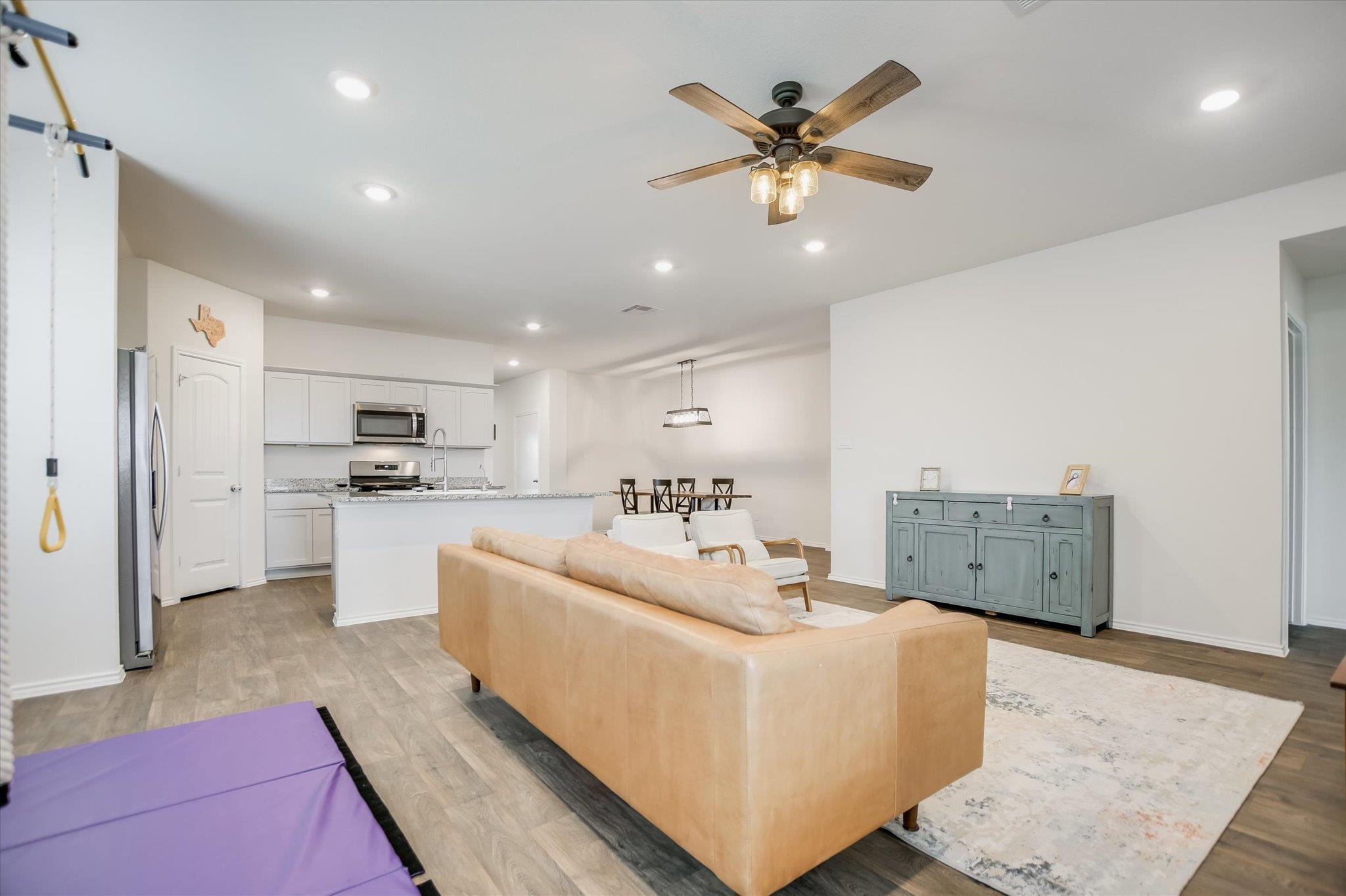 262 Sickle Loop Kyle TX 78640