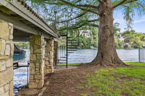 3201 Rivercrest Drive Austin TX 78746