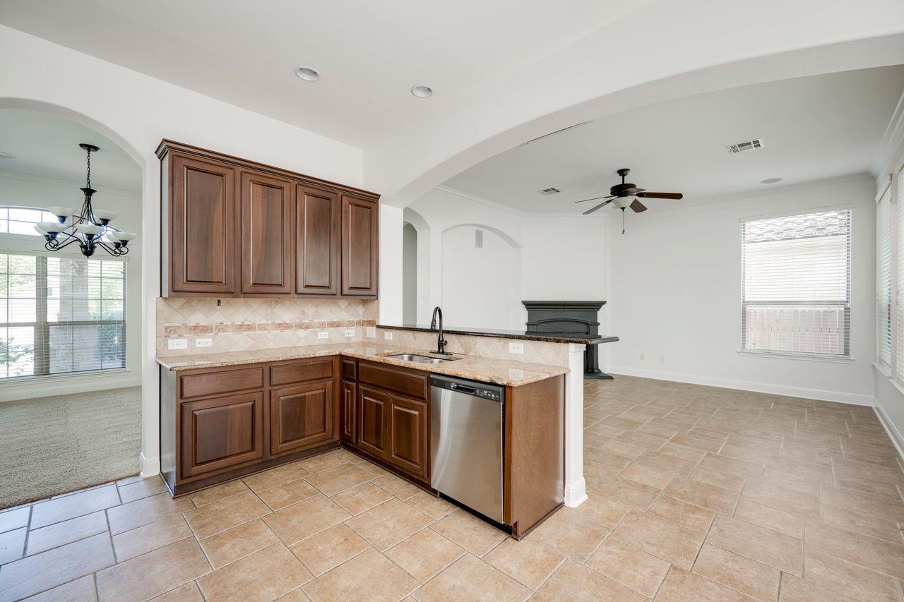 15633 Interlachen Drive Austin TX 78717