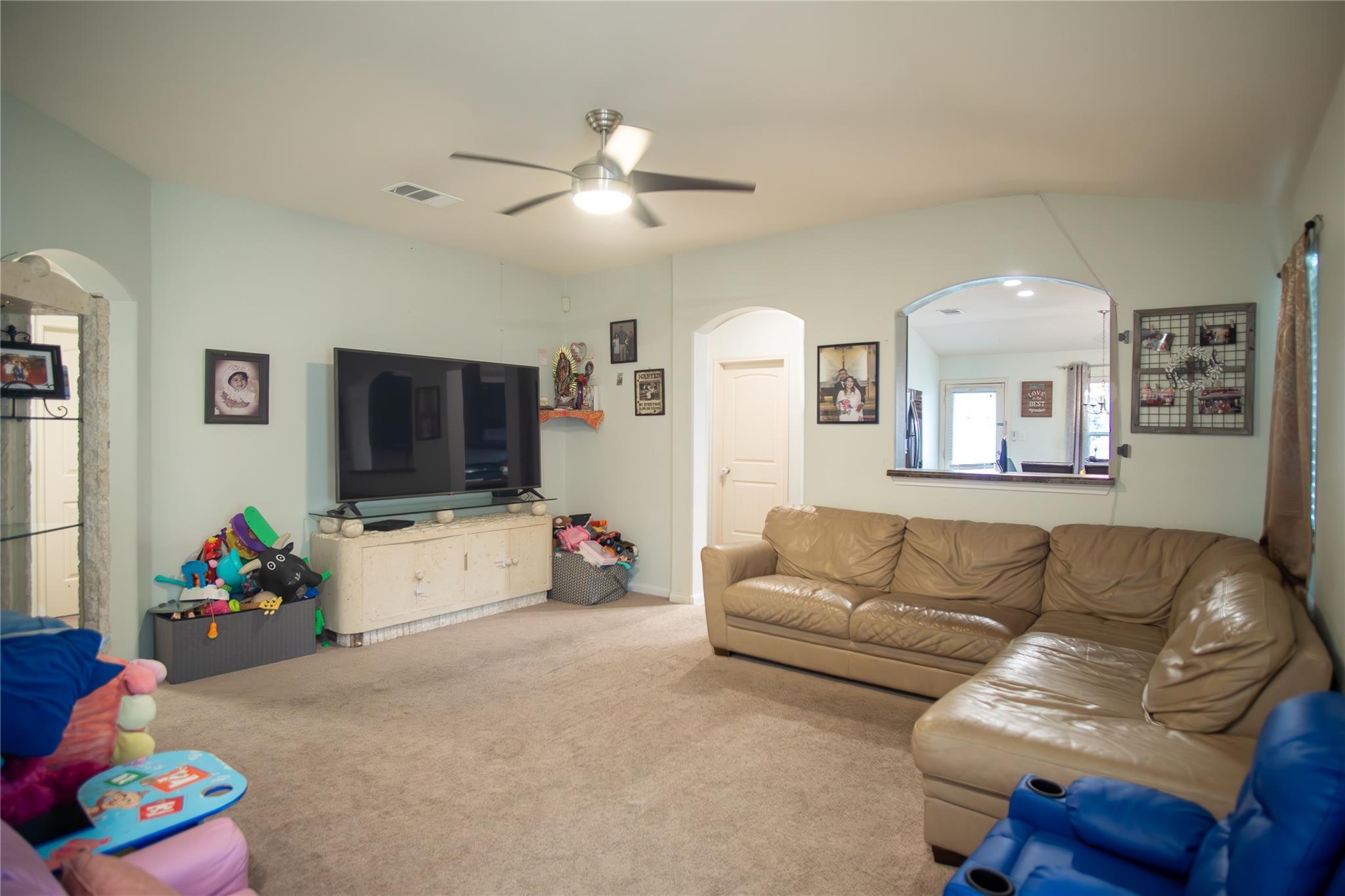 6912 Plains Crest Drive Del Valle TX 78617