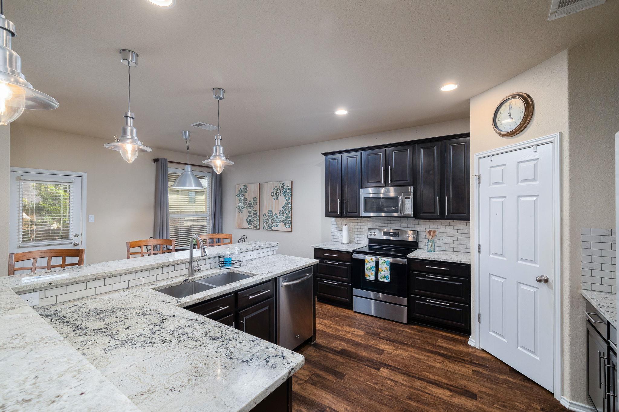 401 Canterbury Hill Cibolo TX 78108