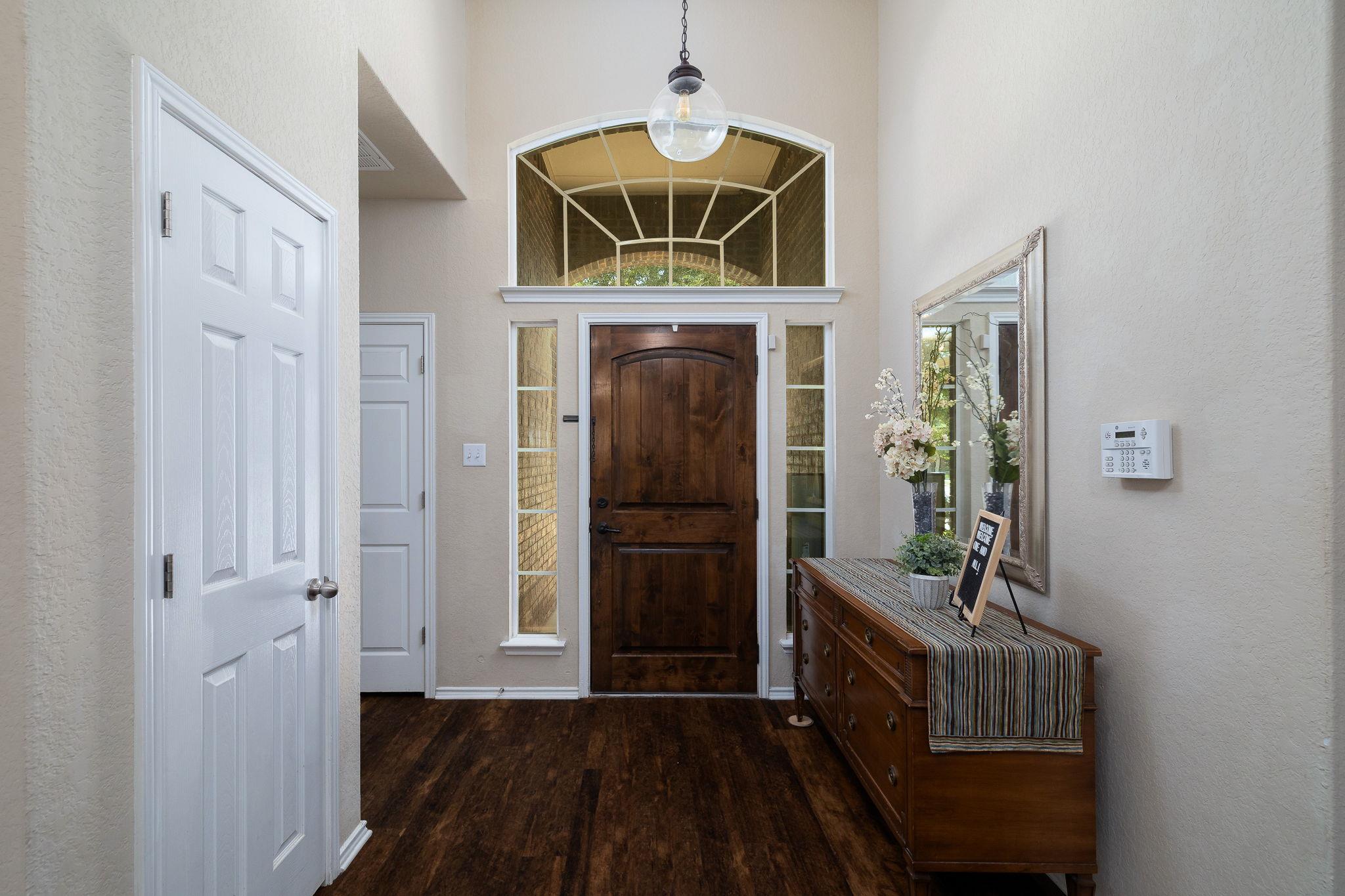 401 Canterbury Hill Cibolo TX 78108