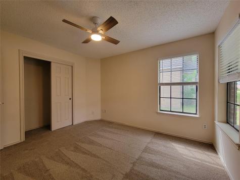 1007 Black Locust Drive Pflugerville TX 78660