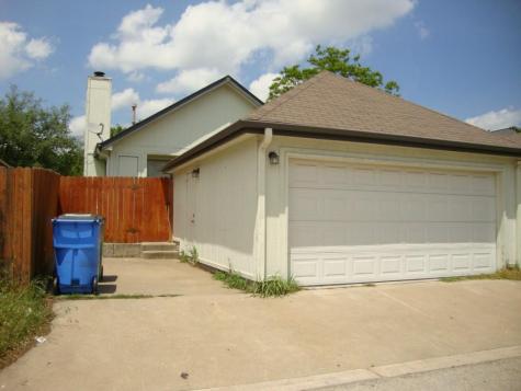 1007 Black Locust Drive Pflugerville TX 78660