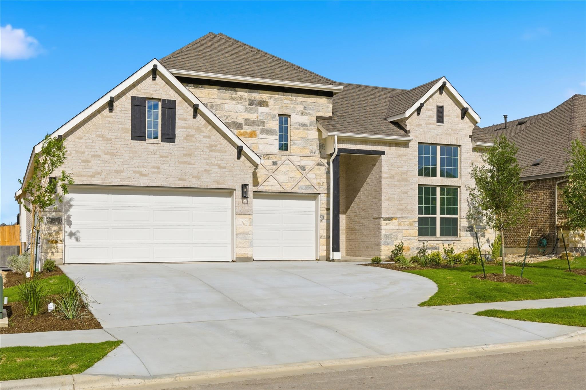912 Landing Lane Leander TX 78641