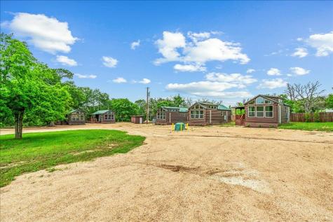 5192 S Us Highway 281 Johnson City TX 78636