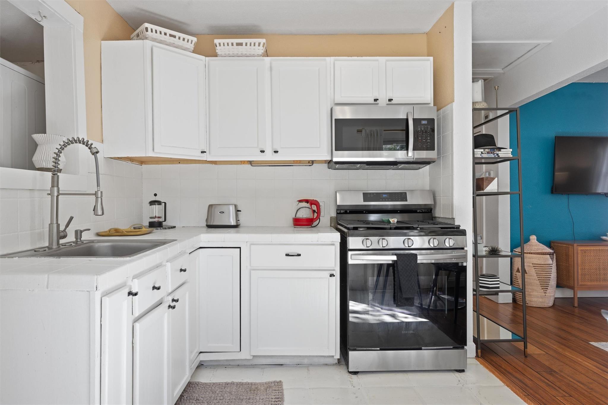 1167 Ridgeway Drive Austin TX 78702