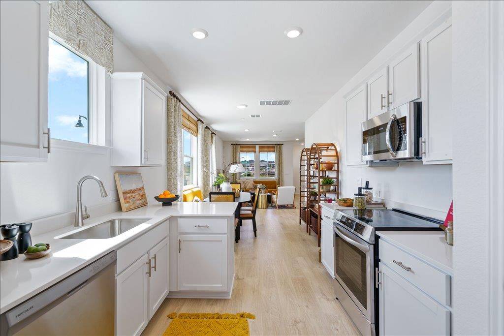 2524 Caleb Asher Loop Round Rock TX 78665